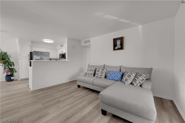 3425 East Russell Road 156, Las Vegas, NV 89120