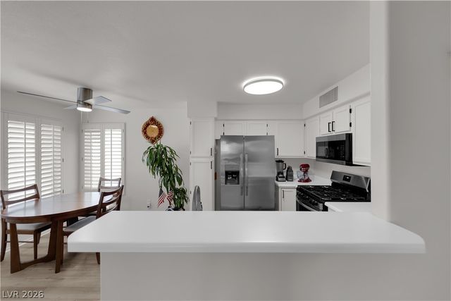 3425 East Russell Road 156, Las Vegas, NV 89120