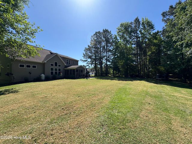 135 Otway Burns Drive, Swansboro, NC 28584