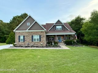 135 Otway Burns Drive, Swansboro, NC 28584