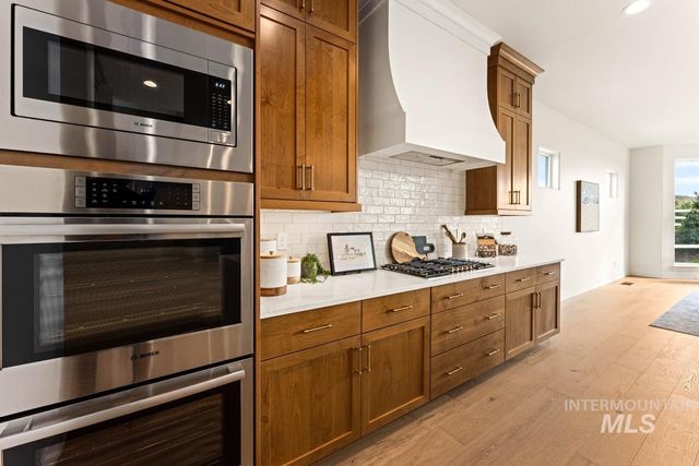21852 Appaloosa Ave, Star, ID 83669