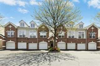 211 Swanstrom Place E 211, Union Twp., NJ 07083