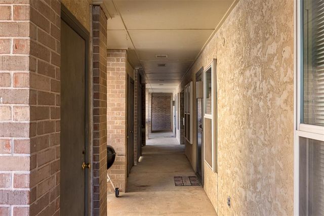 600 NW 4th Street 313N, Oklahoma City, OK 73102