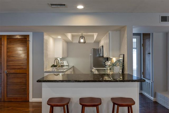 600 NW 4th Street 313N, Oklahoma City, OK 73102