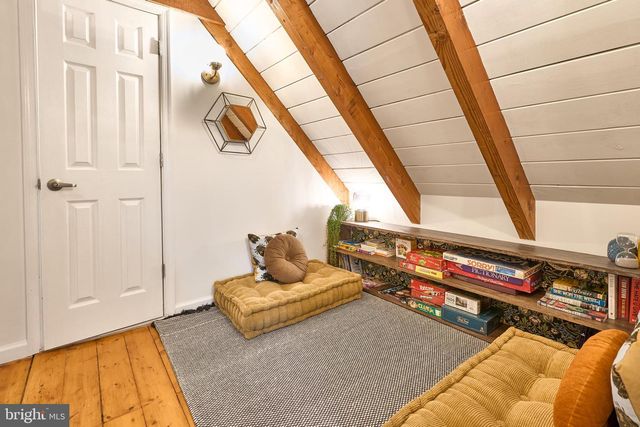 150 WHITE DOGWOOD PL, Harpers Ferry, WV 25425