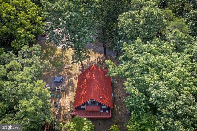 150 WHITE DOGWOOD PL, Harpers Ferry, WV 25425