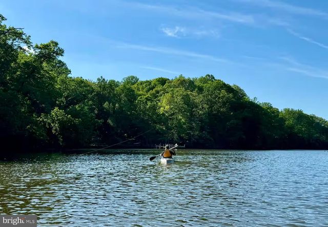 150 WHITE DOGWOOD PL, Harpers Ferry, WV 25425