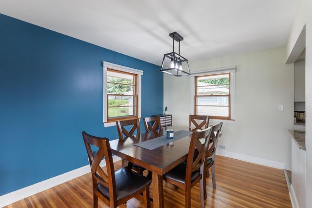 6082 Zealand Avenue N, New Hope, MN 55428