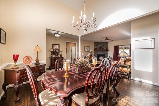 3992 Brickfield Street, Hickory, NC 28602