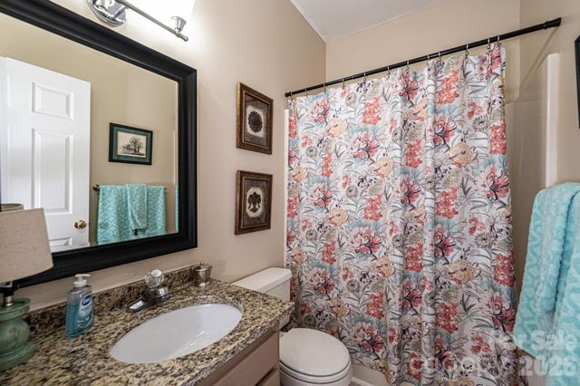 3992 Brickfield Street, Hickory, NC 28602