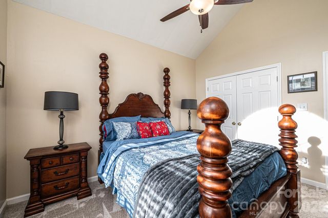 3992 Brickfield Street, Hickory, NC 28602