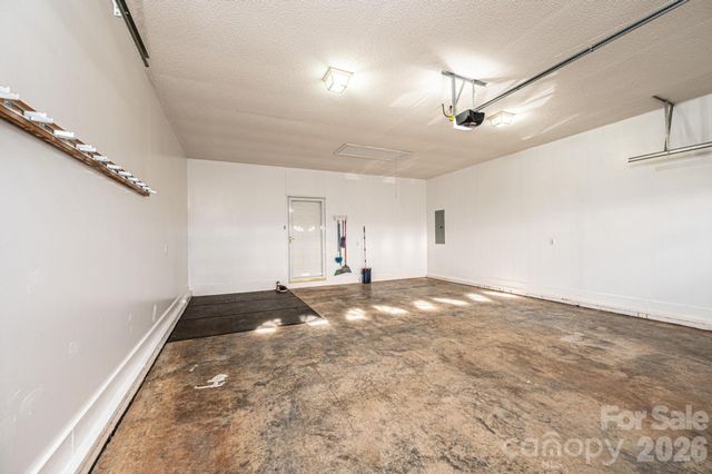 3992 Brickfield Street, Hickory, NC 28602