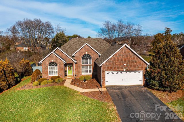 3992 Brickfield Street, Hickory, NC 28602