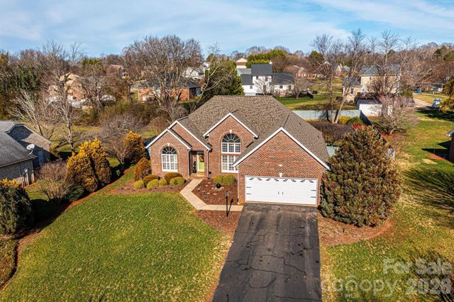 3992 Brickfield Street, Hickory, NC 28602