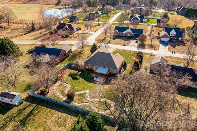 3992 Brickfield Street, Hickory, NC 28602