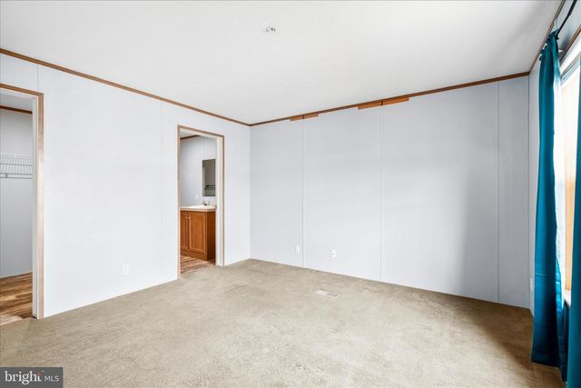 11307 HAWTHORNE CT, Hagerstown, MD 21740