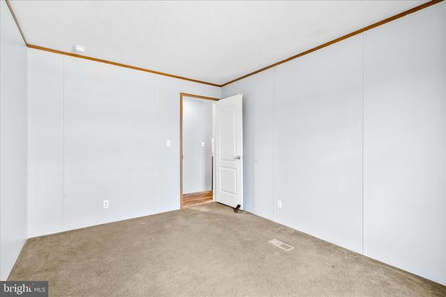 11307 HAWTHORNE CT, Hagerstown, MD 21740