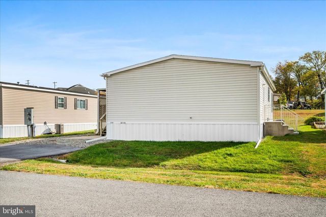 11307 HAWTHORNE CT, Hagerstown, MD 21740