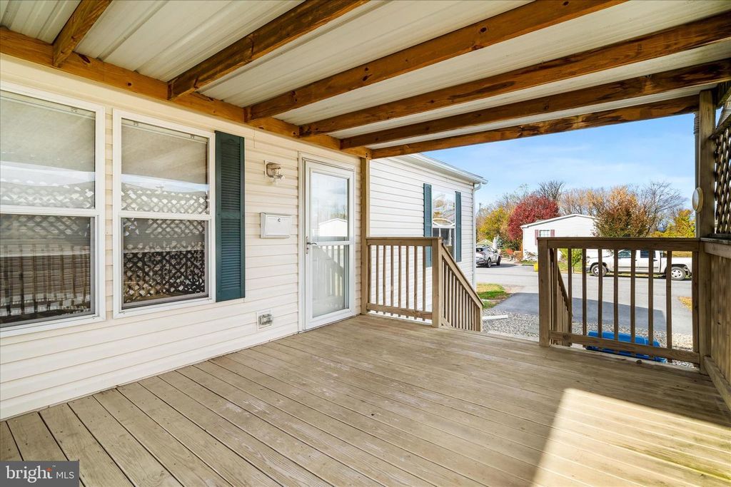 11307 HAWTHORNE CT, Hagerstown, MD 21740