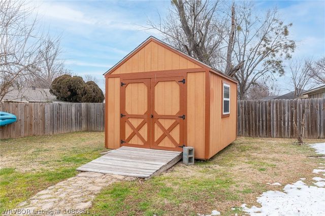 3219 Iola Avenue, Fort Smith, AR 72908