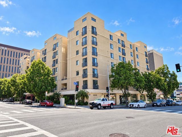 625 S Berendo Street 201, Los Angeles, CA 90005