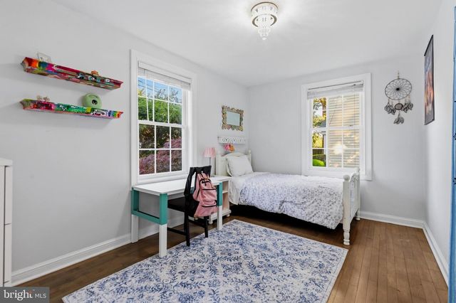4106 FERN ST, Fairfax, VA 22030