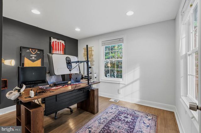 4106 FERN ST, Fairfax, VA 22030
