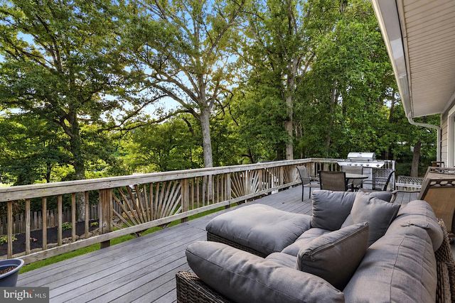 4106 FERN ST, Fairfax, VA 22030
