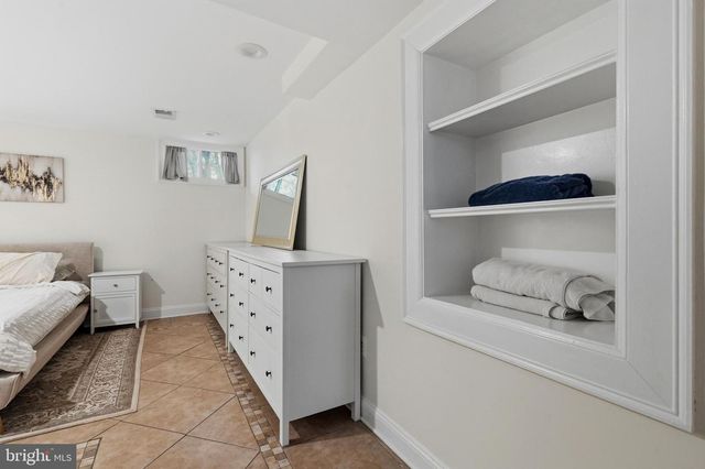 4106 FERN ST, Fairfax, VA 22030