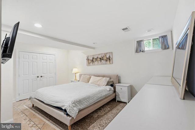 4106 FERN ST, Fairfax, VA 22030