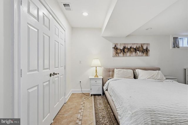 4106 FERN ST, Fairfax, VA 22030