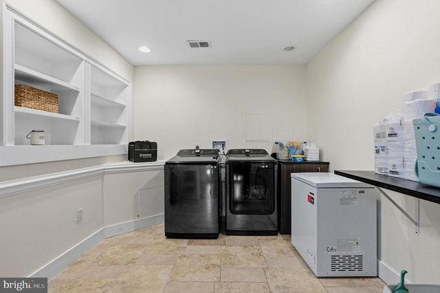 4106 FERN ST, Fairfax, VA 22030