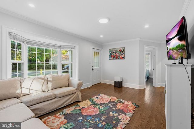 4106 FERN ST, Fairfax, VA 22030