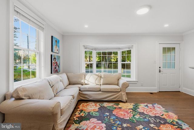 4106 FERN ST, Fairfax, VA 22030