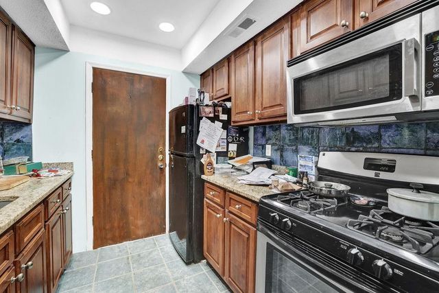 6851 Roswell Road G8, Sandy Springs, GA 30328