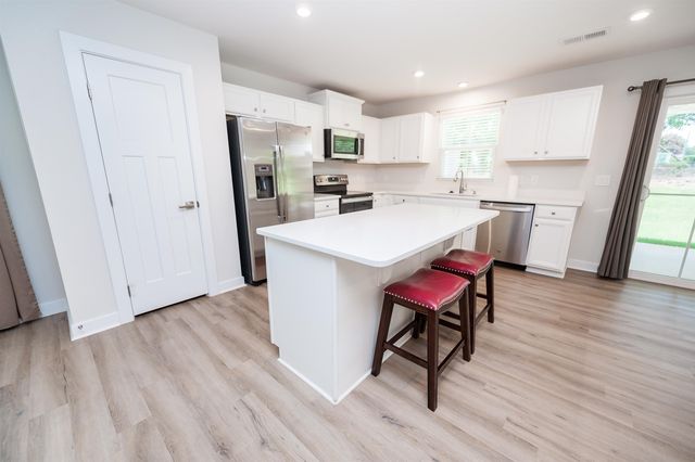 640 Hardwood Drive, Boiling Springs, SC 29316