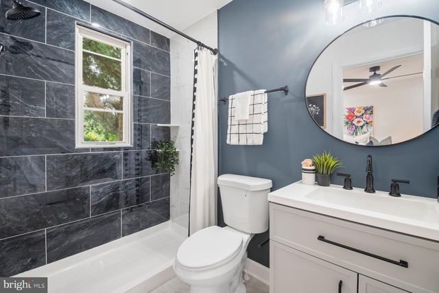 27 GLENWOOD AVE, Baltimore, MD 21228