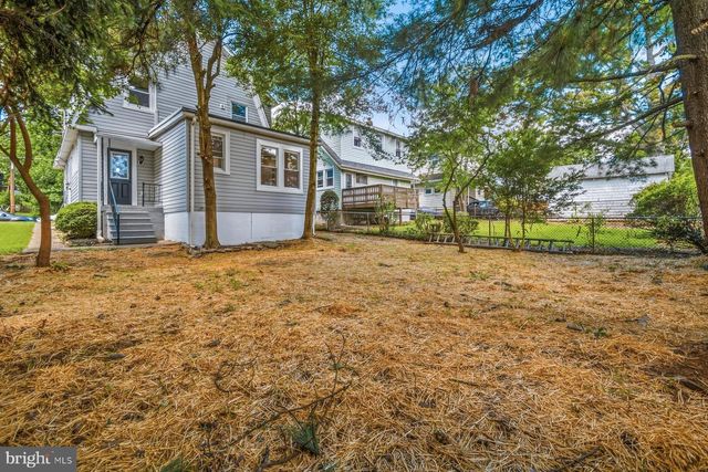 27 GLENWOOD AVE, Baltimore, MD 21228