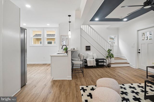 27 GLENWOOD AVE, Baltimore, MD 21228
