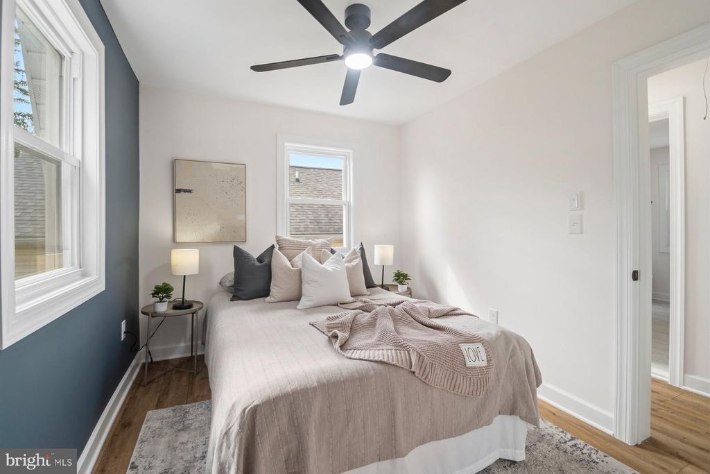 Image 25 of property listing at 27 GLENWOOD AVE, Baltimore, MD 21228