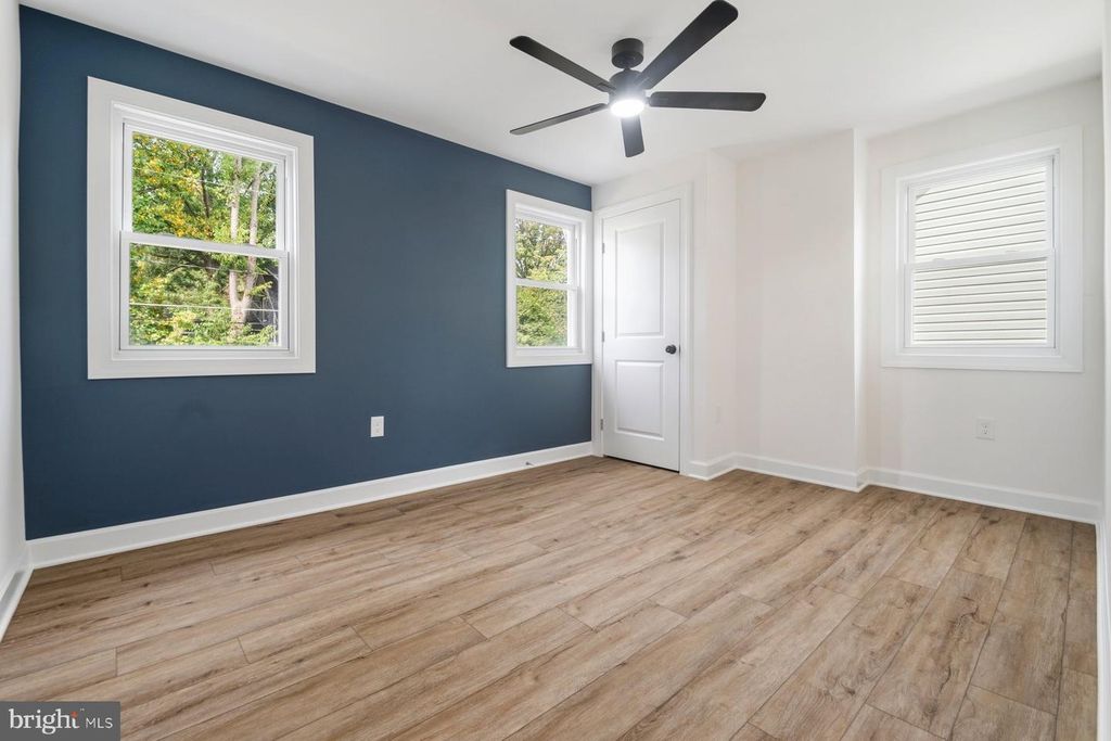 Image 26 of property listing at 27 GLENWOOD AVE, Baltimore, MD 21228