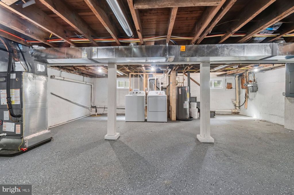 Image 30 of property listing at 27 GLENWOOD AVE, Baltimore, MD 21228