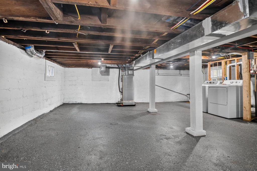 Image 32 of property listing at 27 GLENWOOD AVE, Baltimore, MD 21228
