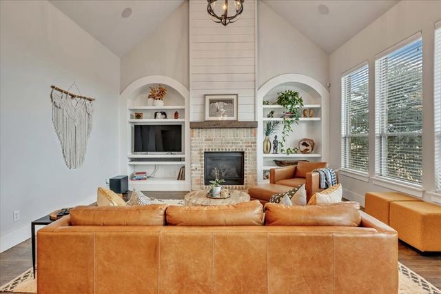 217 Pont Julienn Court, Edmond, OK 73034
