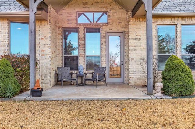 217 Pont Julienn Court, Edmond, OK 73034