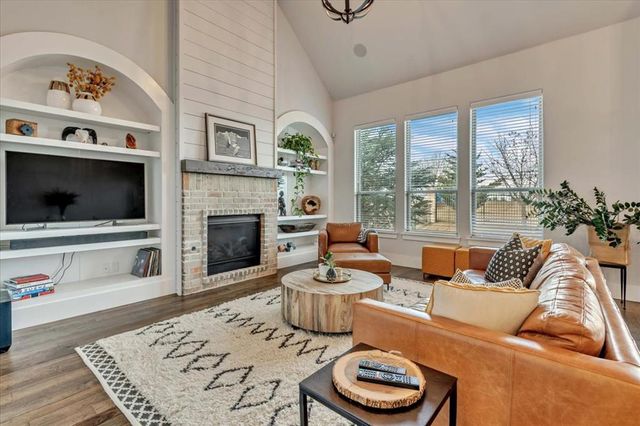 217 Pont Julienn Court, Edmond, OK 73034