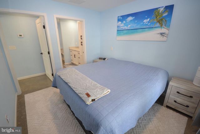 239 BROAD ST, Elmer, NJ 08318