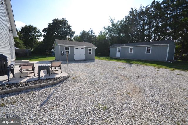 239 BROAD ST, Elmer, NJ 08318