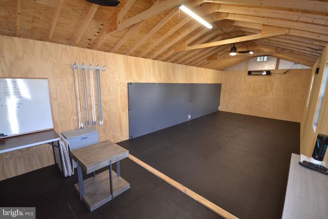 239 BROAD ST, Elmer, NJ 08318