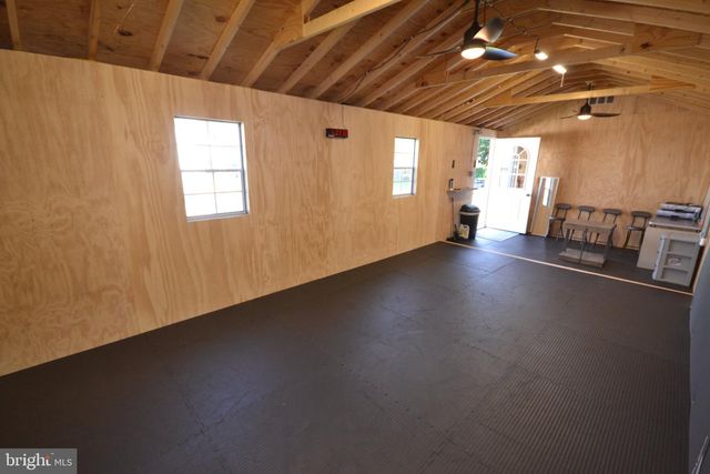 239 BROAD ST, Elmer, NJ 08318